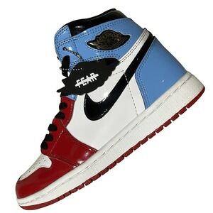 Size 7.5-‎ Jordan 1 Retro High Fearless UNC Chicago